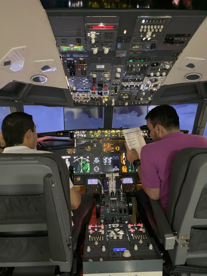 Simulador de vuelo Boeing 737 - Training